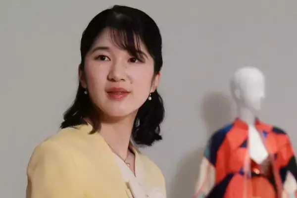 《32年前の森英恵さんデザイン》愛子さま　雅子さまから受け継がれた“レモンイエロースーツ”を！「尊すぎて泣ける」「ぐっと大人っぽく」と絶賛広がる