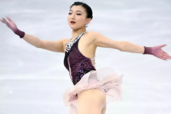 「この脚が私の命」坂本花織　地元・神戸で25年見守る写真館店主が明かす“太い脚”へのプライド