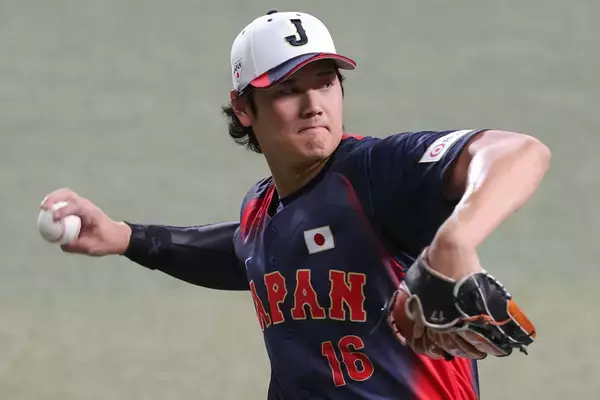 《DHで登録も…》大谷翔平　WBCでの二刀流復活に向けて強化試合で見せていた「気になる行動」