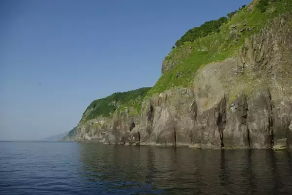 「知床遊覧船」社長は「右も左もわからない」…経営コンサルの記事が波紋