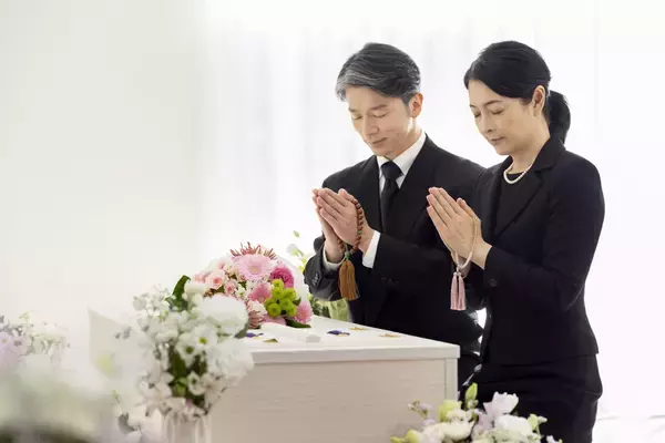 おすすめ格安葬儀3社を徹底比較｜イオンのお葬式、よりそうのお葬式、小さなお葬式をタイプ別に紹介