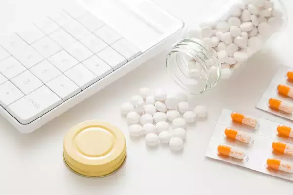 【高額薬価トップ10】重度心不全iPS細胞治療薬5320万円、パーキンソン病治療薬約3億円…“超高額新薬”誕生のカラクリ
