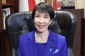 「懲りずにいい寄ってくる」高市早苗新総裁　キャスター時代に口説かれていた“76歳有名コメンテーター”