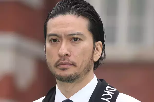 長瀬智也　芸能界復帰に興味ナシ、夢はバンドでの“世界進出”…目標にする「伝説の英国ロックバンド」のフロントマン