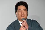 「《ライブを前日キャンセル》岡崎体育　心身の体調不良を公表…“駅”トラブルで見せていた“繊細な一面”」の画像1