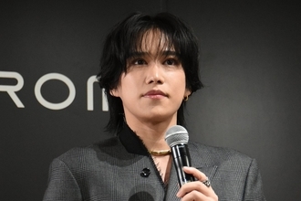 「Snow Man全員に贈った」キスマイ千賀が愛用する美容アイテムとは？生見愛瑠も「無人島に持っていきたい」と絶賛