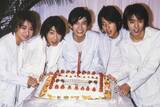 「《嵐番記者座談会》思い出27年大放出！「『いつかSMAPさんを超えたい』と語ったメンバー」「“今だから話せる苦労話”に唯一黙ったメンバー」」の画像1