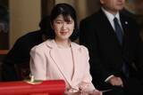「《初めてなのでは》愛子さま　早慶戦の珍しい「外ハネスタイル」に絶賛広がる「おおっ！」「似合ってて可愛い」」の画像1