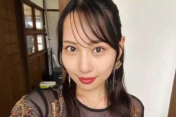 「痛々しいおじさん達ですね」元AKBタレント　知らない中年男性からの“謎の説教“に不満顔…ネットは唖然