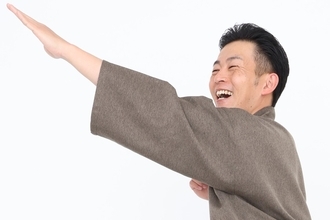 ごぼう先生が動画で解説！「50代からの不調解消体操」【暑熱順化に朝からピンシャキ！体操】｜介護界のアイドル