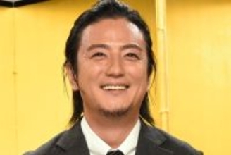 「禁止じゃなかった？」上地雄輔　NHK中継にも映り込み…大相撲を砂かぶり席で観戦も“ルール違反”が波紋