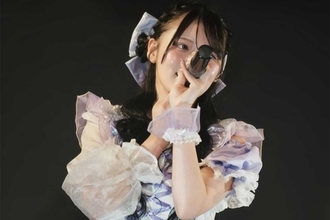 「すごい冷めてしまう」人気童顔Gカップアイドル　ダイエット成功報告で披露した“二の腕ド派手タトゥー”に寄せられる違和感 