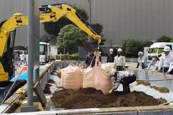 放射性物質残った除染土が省庁の花壇や官邸で再利用…今後は全国に普及する可能性も