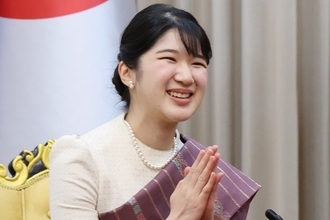 《報道はなく》愛子さま　ひっそりと「ラオス大使館で夕食会」を…大使夫妻に伝えられた「内容」とは？