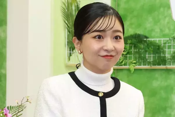 《配信されたらめっちゃ視聴数いきそう》佳子さま　「なるほど展」の“自撮り風ショット”が話題…「バズりジャケット」もお召しに