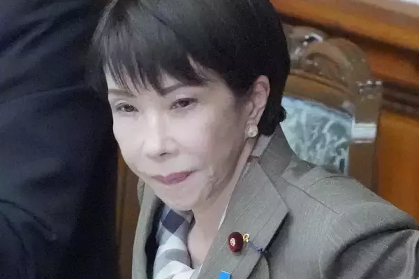 「本心ではないファッション保守か」高市首相　“コラム全削除”騒動を元大物政治家が痛烈批判…竹島“閣僚派遣見送り”にも「口だけ番長」