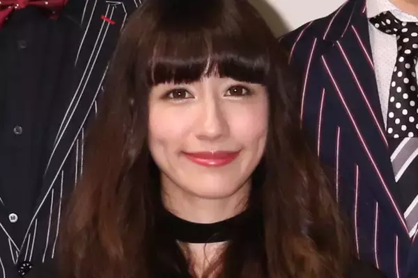 《目のやり場に困る》38歳歌姫の“大胆イメチェン”近影にネット騒然…“グラビア経験者”の圧巻スタイル健在