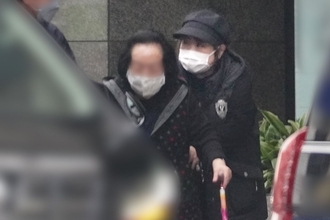 天童よしみ　目撃した90歳実母への献身介護…ヘルパーなしで地方巡業にも同伴