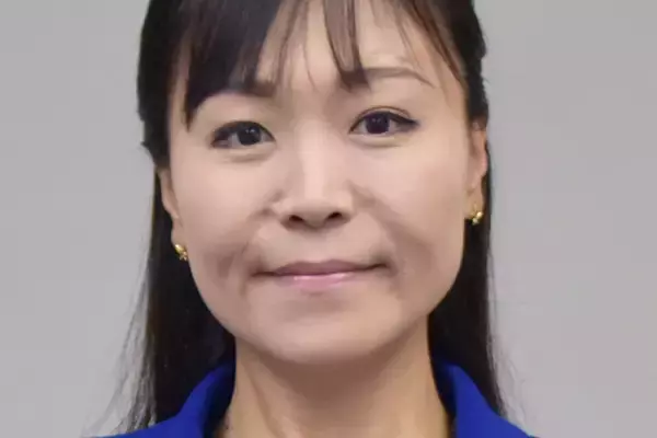 「床にばら撒くとは…」国民民主議員　事務所に届いた反対表明の大量FAX公開し“業務妨害”を訴えも“撮り方”に批判続出