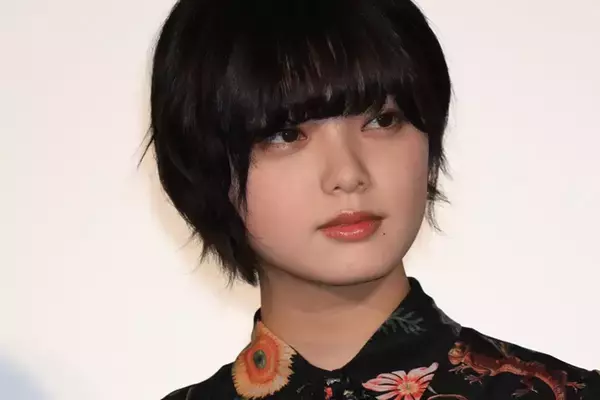 「ヤバイ事始めた」平手友梨奈 ファンと個別で“謎”企画に戸惑いも…電撃婚にタトゥー…“型にはまらない”スタイル