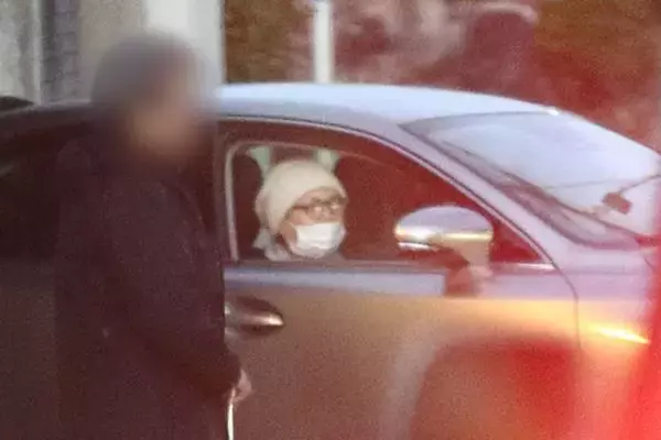 「もうやめようと思うんだけど」大御所女性タレント（70） 引退示唆の裏にあった“炎上”騒動…悩んでいた「世間とのズレ」