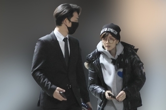 内田有紀　関係者にも隠した柏原崇との極秘再婚…発表前に報告をした「親友の大人気女優」