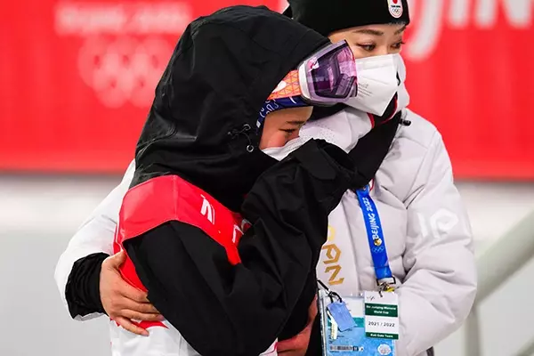 休養のリトグリ芹奈 マスク炎上やインスタ大量削除で心配されていたメンタル 年12月22日 エキサイトニュース