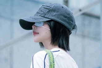 「気遣いの人すぎる」紅白出場女性タレント　空港で見せた“周囲への配慮”に称賛の声