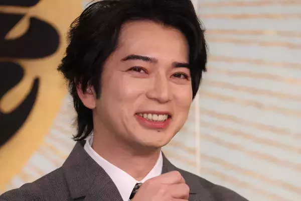 「爽やかボーイに戻ってる」松本潤　顎ひげ、10キロ増“おっさん姿”からの“激変”最新ビジュにファン騒然