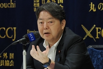 林芳正総務相、「閣内に入りたくない」から一転の“留任意向”報道…高市首相“ライバル包囲網”術中の可能性