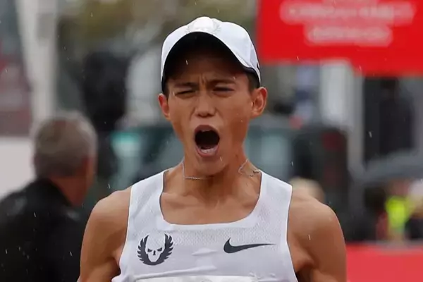 「大迫傑支えた元SKE48妻…父語るマラソン日本新記録の裏側」の画像