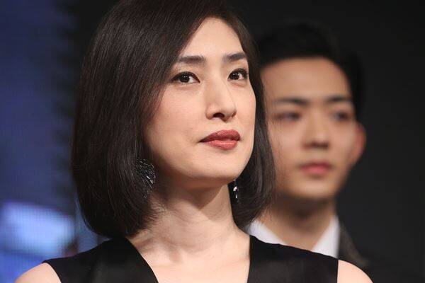 天海祐希 米倉涼子と女医対決 1月に日テレで初の外科医役 19年10月2日 エキサイトニュース