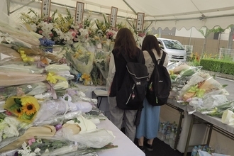 京アニ放火事件から3カ月半　志を繋ぐ式で祈る再建への道