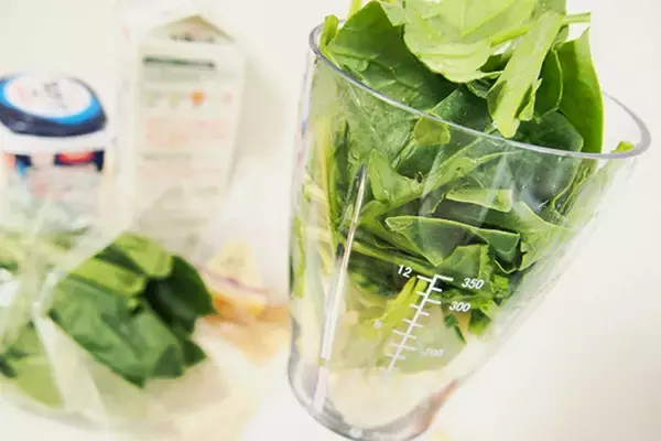 小松菜たっぷりでがん予防「小林式健康野菜ジュースの作り方」