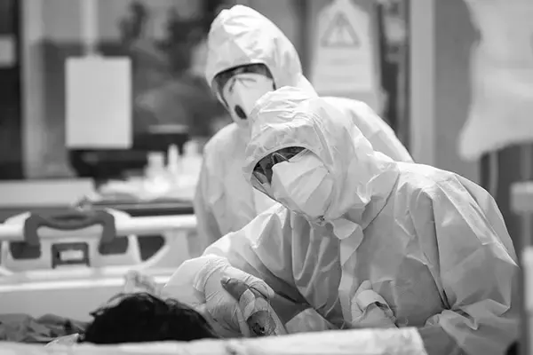 コロナ患者受け入れ病院の職員が惨状告白「大量の看護師が退職」