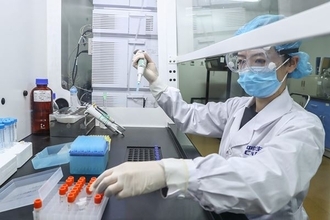 日本製コロナワクチンは来春か　開発者が明かす最前線の苦闘