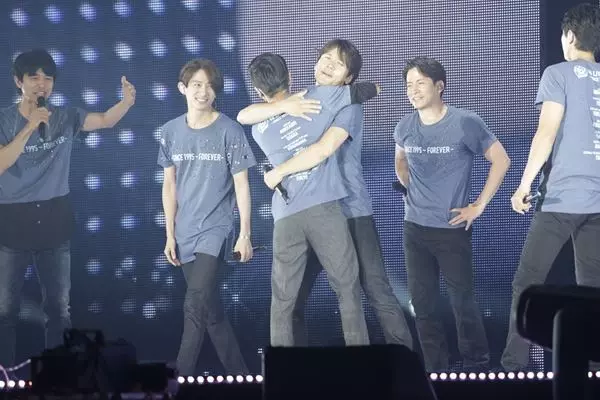 V6 解散コンサートでジャニーズ史上数少ない 偉業 を達成へ 21年11月1日 エキサイトニュース V6 解散コンサートでジャニーズ史上数少ない 偉業 を達成へ 21年11月1日 エキサイトニュース