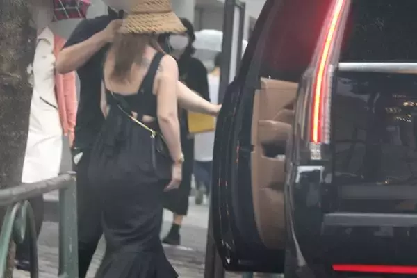 浜崎あゆみ　目撃した第2子の厳戒妊婦姿【2020ベストスクープ】