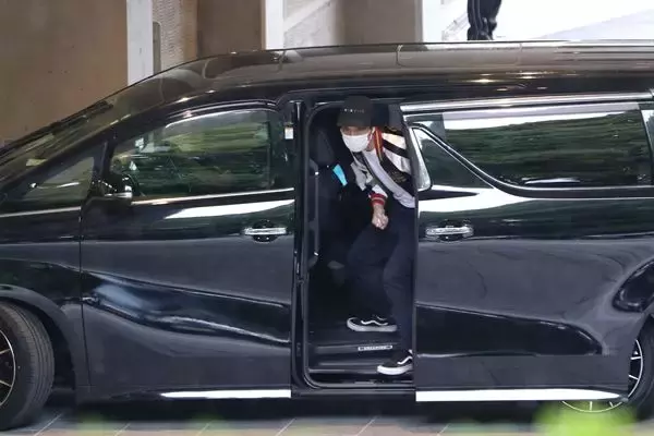 「錦戸亮　ライブが生配信じゃなかった！【2020ベストスクープ】」の画像