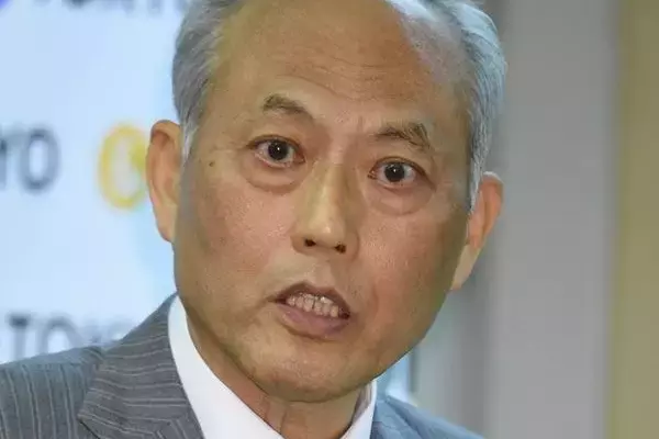 舛添要一氏“政治家失格”と小池氏酷評も「お前が言うな」の大合唱