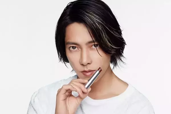 山下智久の美しすぎる高級ブランドSHOT8連弾！