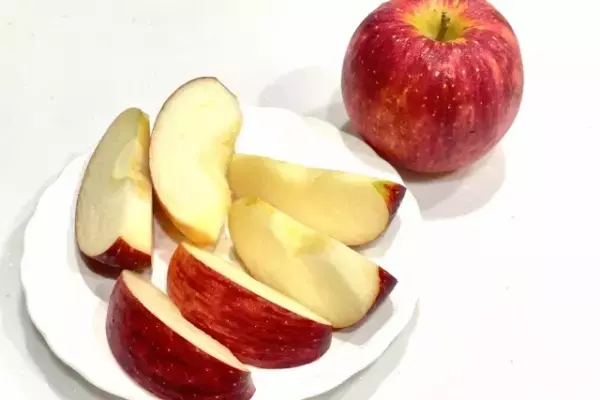 噛みしめる行為が海馬を活性！脳科学者「皮付きのりんご」のすすめ