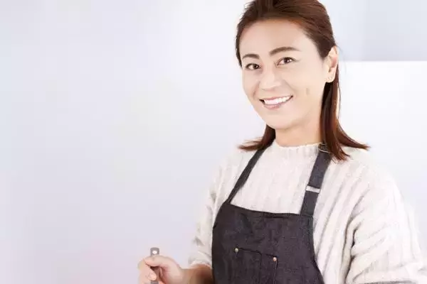 氷川きよしのエプロン姿♪若さと朝食づくりの秘密を大公開！