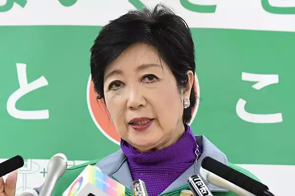 非開示部分を黒塗りから“白塗り”で公約実現…小池都政に「舐めすぎ」と大ブーイング