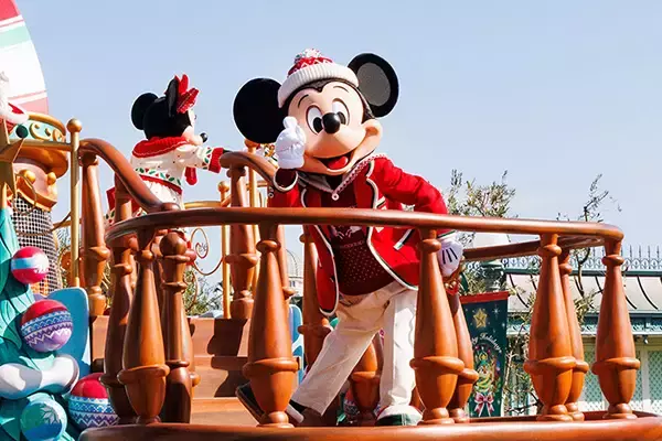 ディズニーリゾートの新しいクリスマスをマニアが解説！