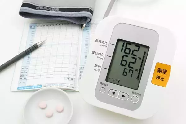 減塩はもはや効果ナシ!?高血圧の人向けの「3つのツボ」