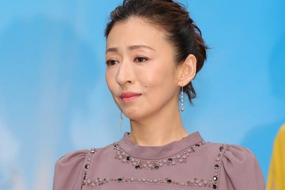 ミス ジコチョー 余貴美子と松雪泰子の母娘役に絶賛の声 この世のものじゃない感 19年10月26日 エキサイトニュース