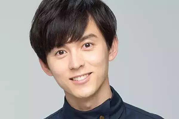 “お天気キャスター俳優”の片岡信和が宅建を取得！「資格マニア」「すごい」と驚嘆の声が続々
