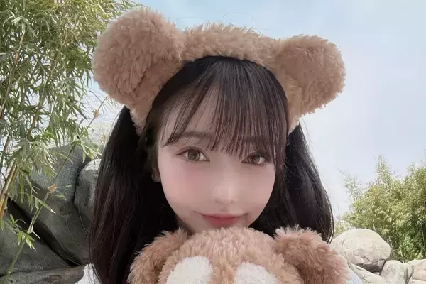 「もう消えたらいい」“一億円貢ぎ”報道の人気美女YouTuber　展開した“ヒモ男”への持論