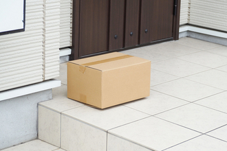 「隣の家に届けられた」「荷物が盗まれた」Amazon“置き配サービス”のトラブル事情